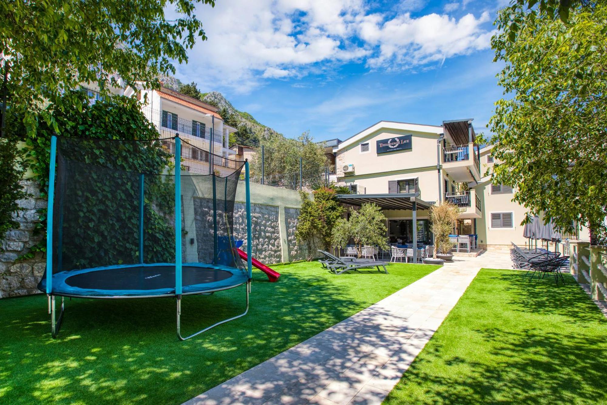 Dekaderon Lux Apartments Kotor Dış mekan fotoğraf