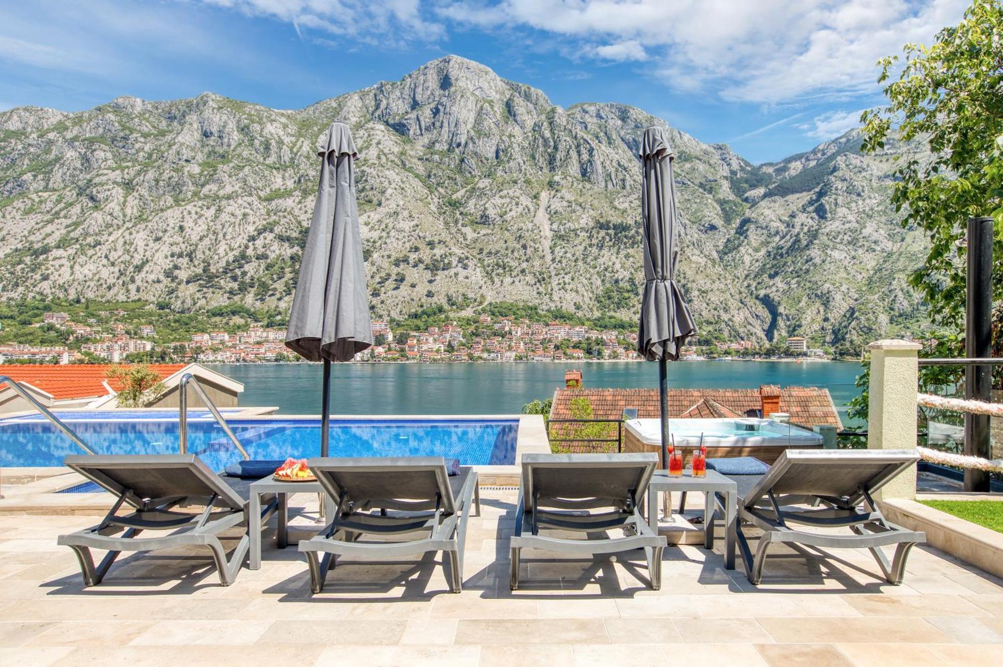 Dekaderon Lux Apartments Kotor Dış mekan fotoğraf