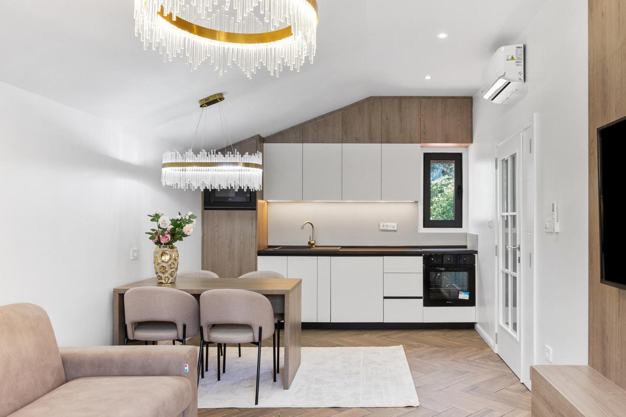 Dekaderon Lux Apartments Kotor Dış mekan fotoğraf