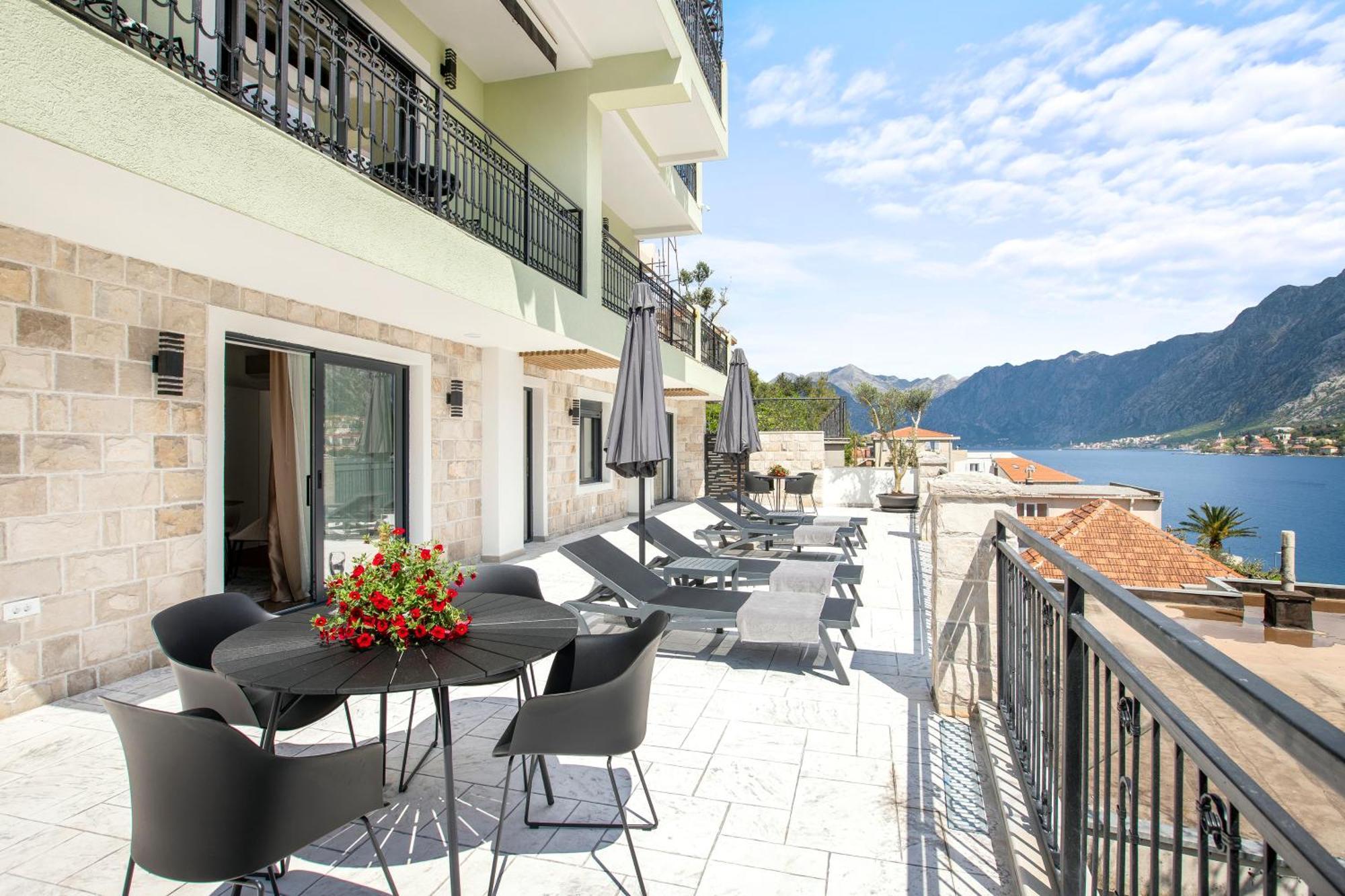Dekaderon Lux Apartments Kotor Dış mekan fotoğraf